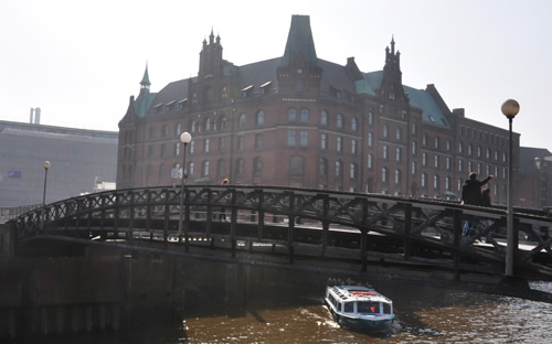 Hamburg: Spazierend vorwärts